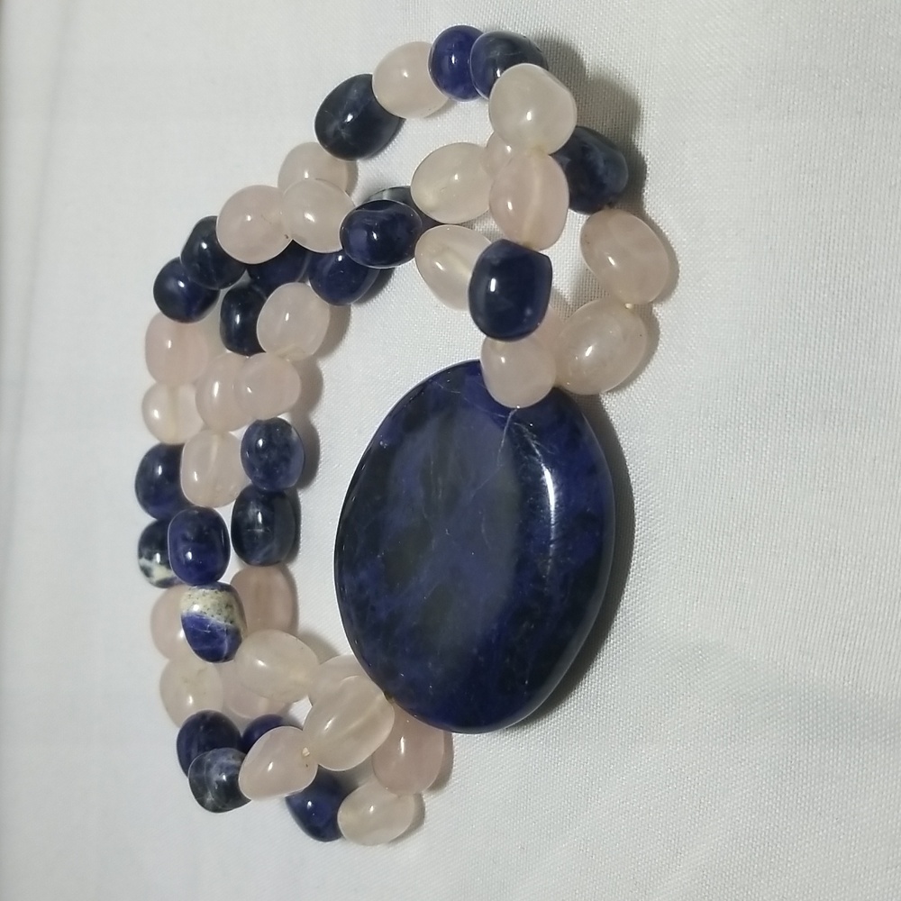 3 stretch bracelets. Sodalite. Rose Quartz. Jewelry. Crystal. Blue Pink